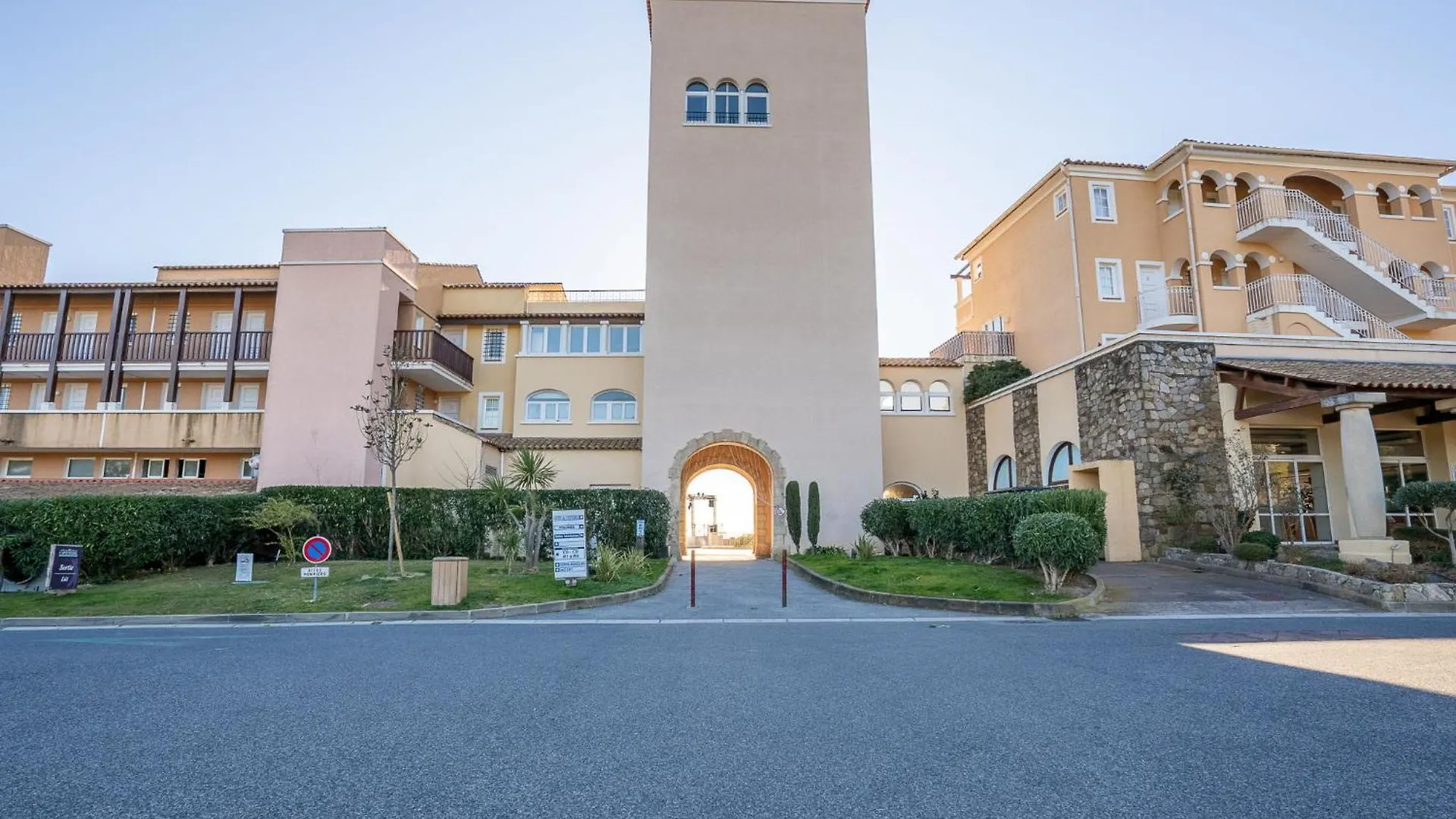 Apartment Village Cap Esterel - Le Belvedere-30 By Interhome Сен-Рафаэль 0*,
